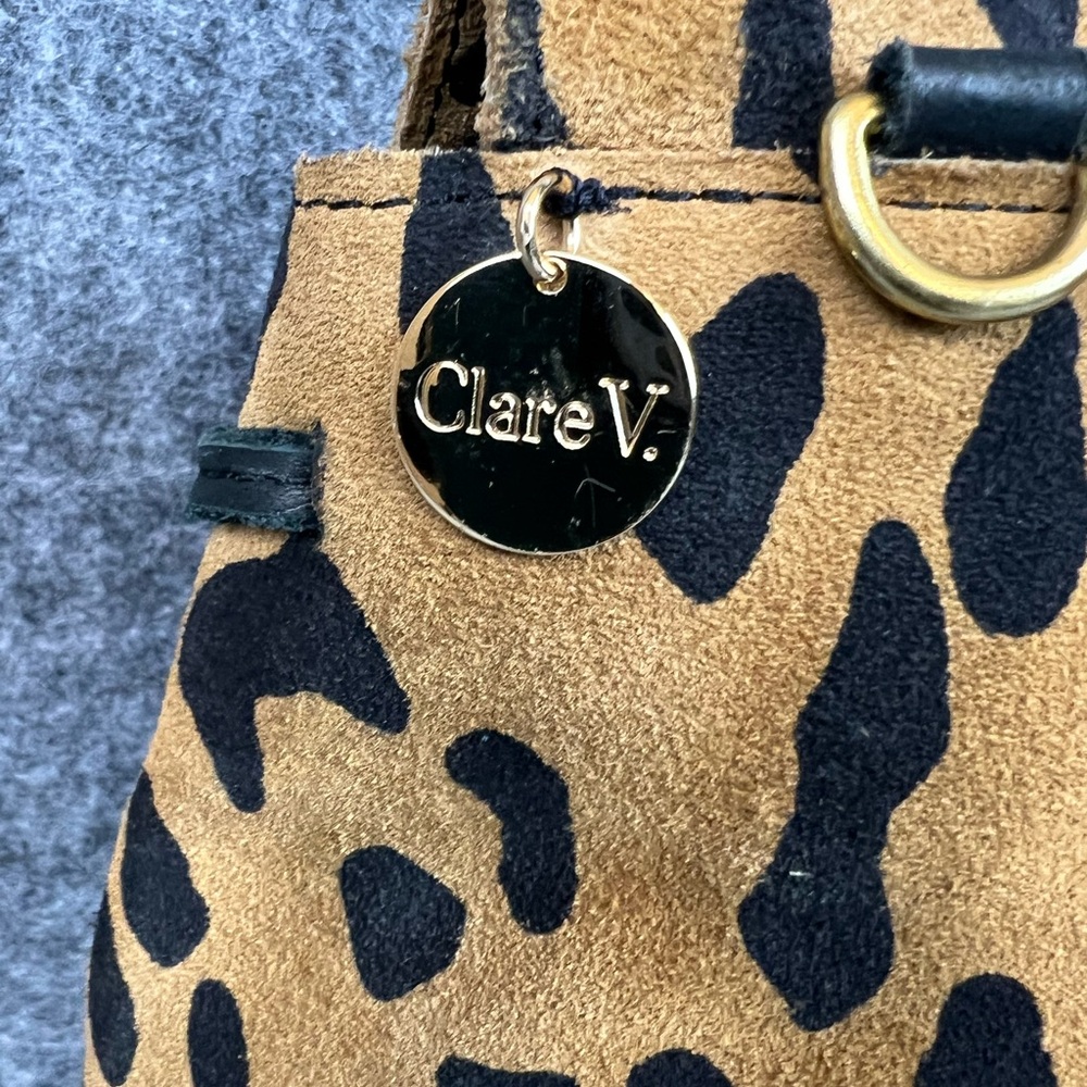 Clare V Leopard Print Helene Shoulder Bag - Picture 3 of 13